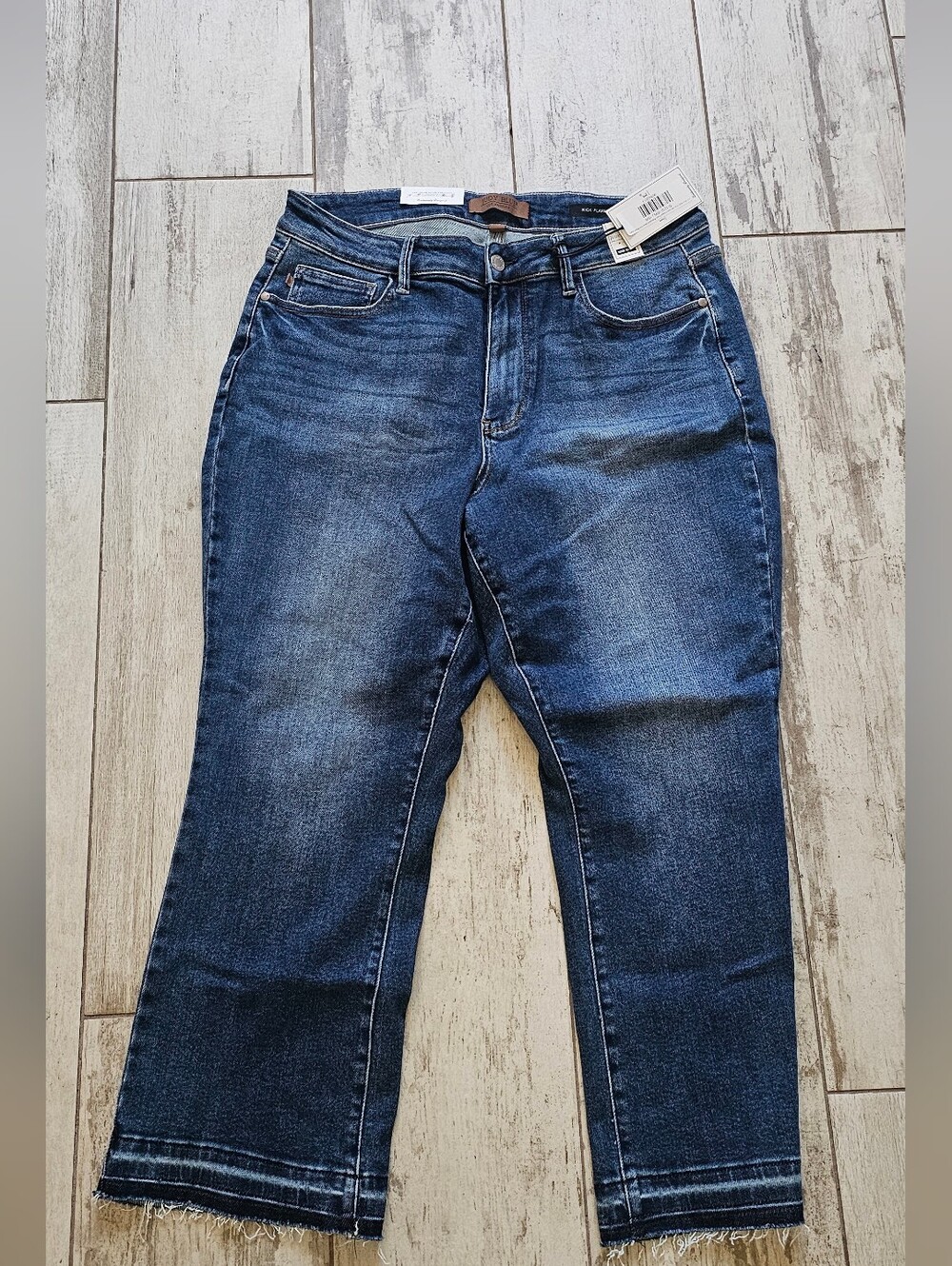 Judy Blue Kick Flare Dark Blue  Jeans 16W Short